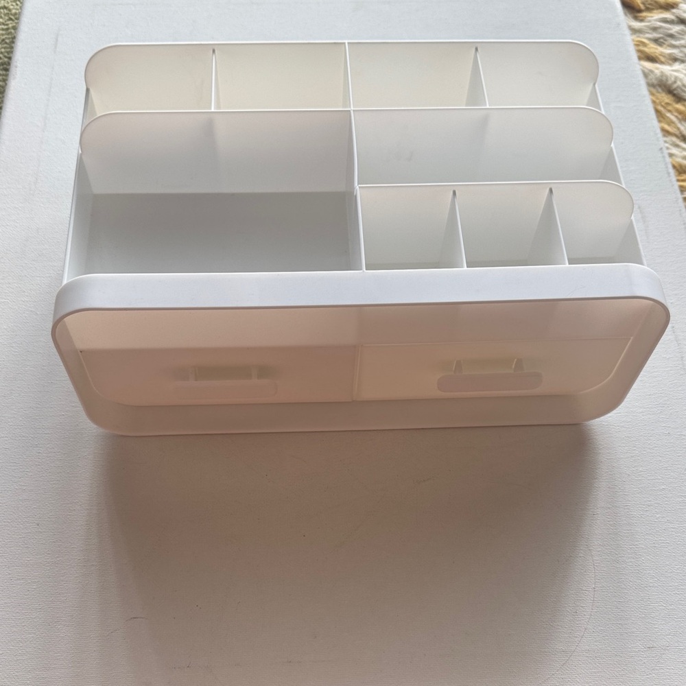 White Multi-Compartment Organizer